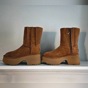 NWOT Ugg Twin Seam New Heights Suede Boots- Chestnut Color- Sold Out Style